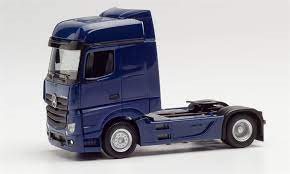 Herpa 309189-002 Merceds-Benz Actros Bigspace 18 Zugmachine, kobaltblau